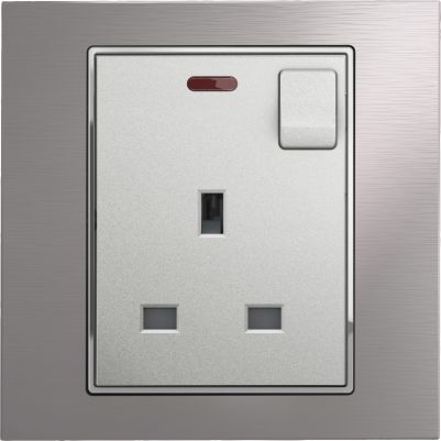 Unica - switched socket - 2P+E European - 13 A 250 V resistive - aluminium